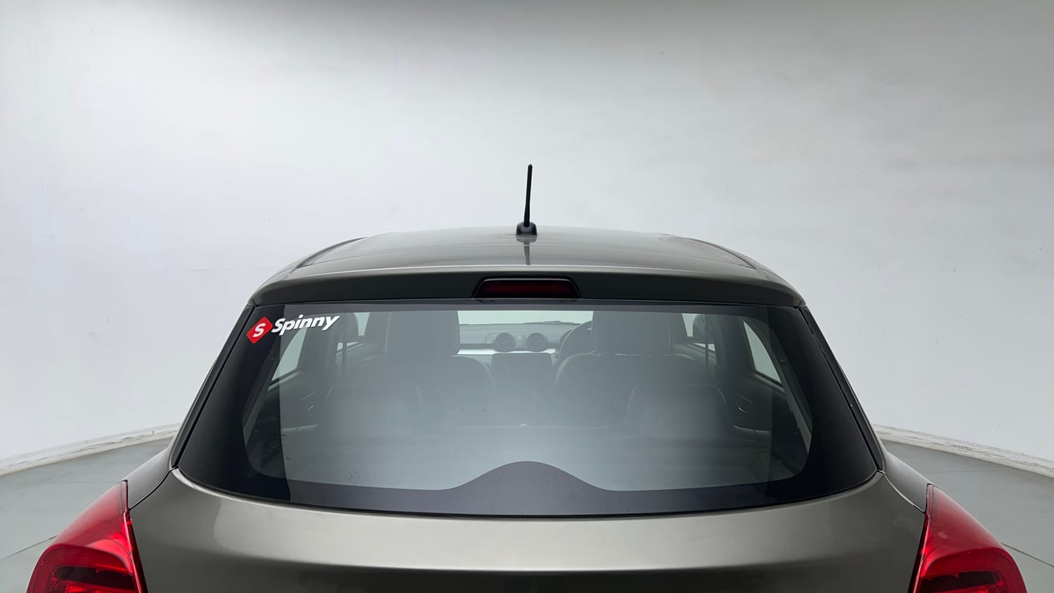 Used 2021 Maruti Suzuki Swift VXi Petrol Manual exterior BACK WINDSHIELD VIEW