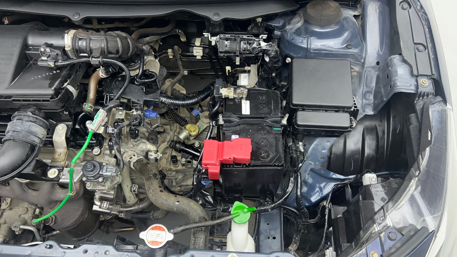 Used 2022 Maruti Suzuki Baleno Zeta MT Petrol Manual engine ENGINE LEFT SIDE VIEW
