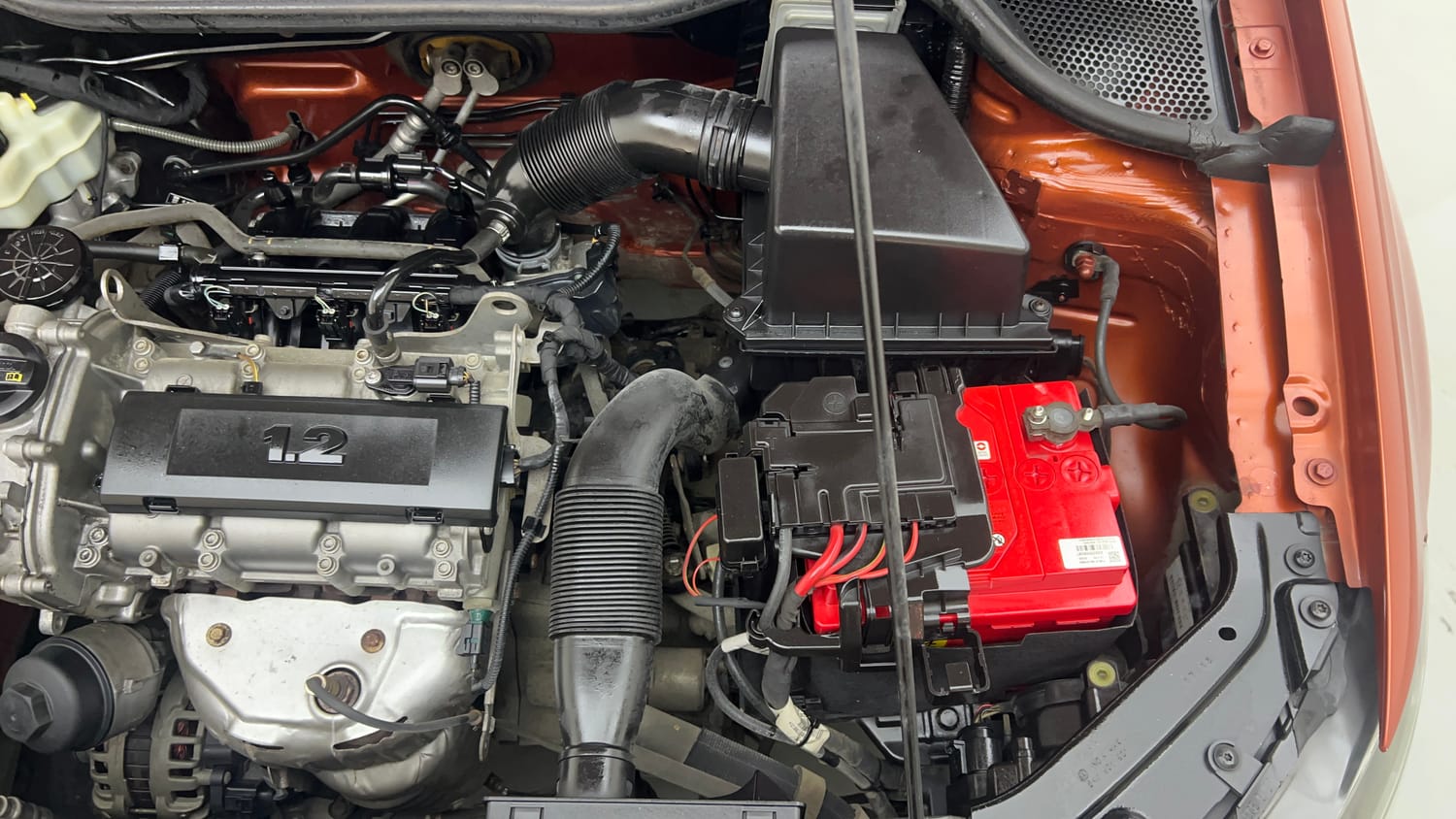 Used 2016 Volkswagen Polo Comfortline 1.2L (P) Petrol Manual engine ENGINE LEFT SIDE VIEW