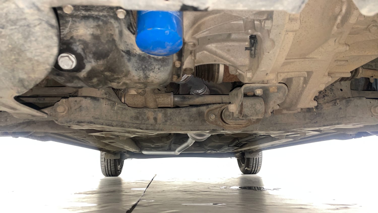 Used 2021 Hyundai Aura S 1.2 Petrol Petrol Manual extra FRONT LEFT UNDERBODY VIEW