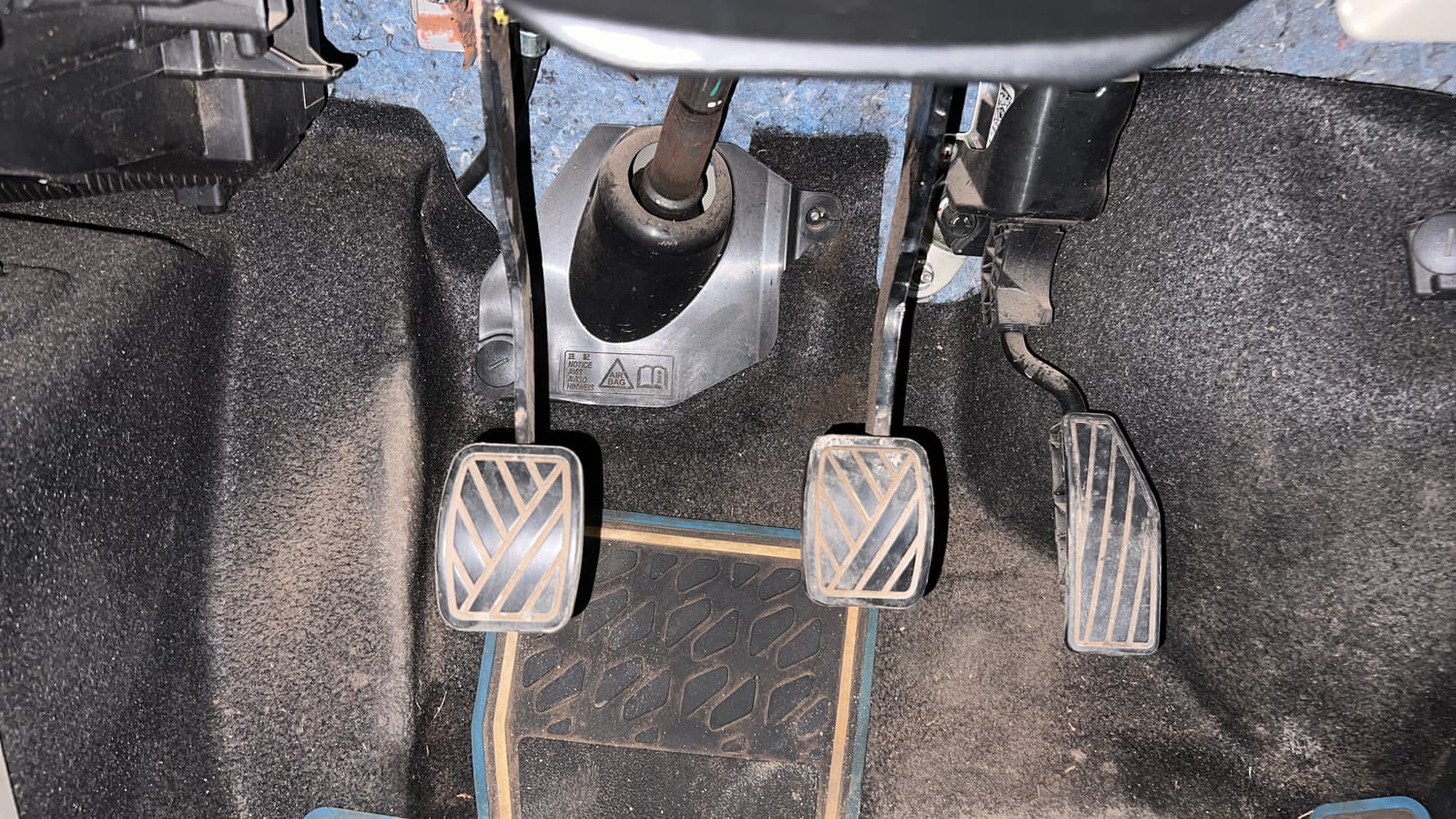 Used 2019 Maruti Suzuki Wagon R ZXi 1.2 Petrol Manual interior PEDALS VIEW