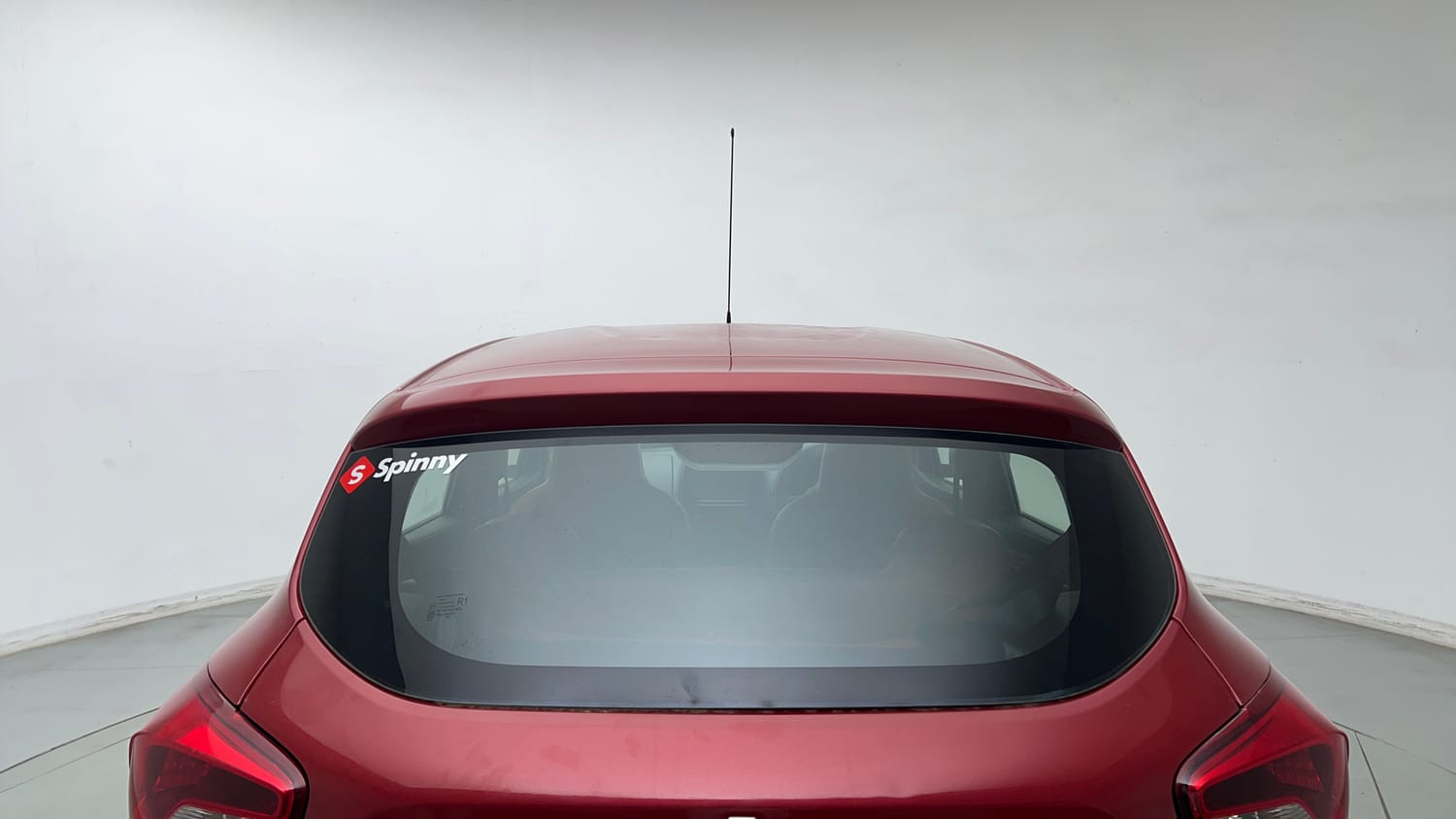 Used 2018 Renault Kwid 1.0 RXT Petrol Manual exterior BACK WINDSHIELD VIEW