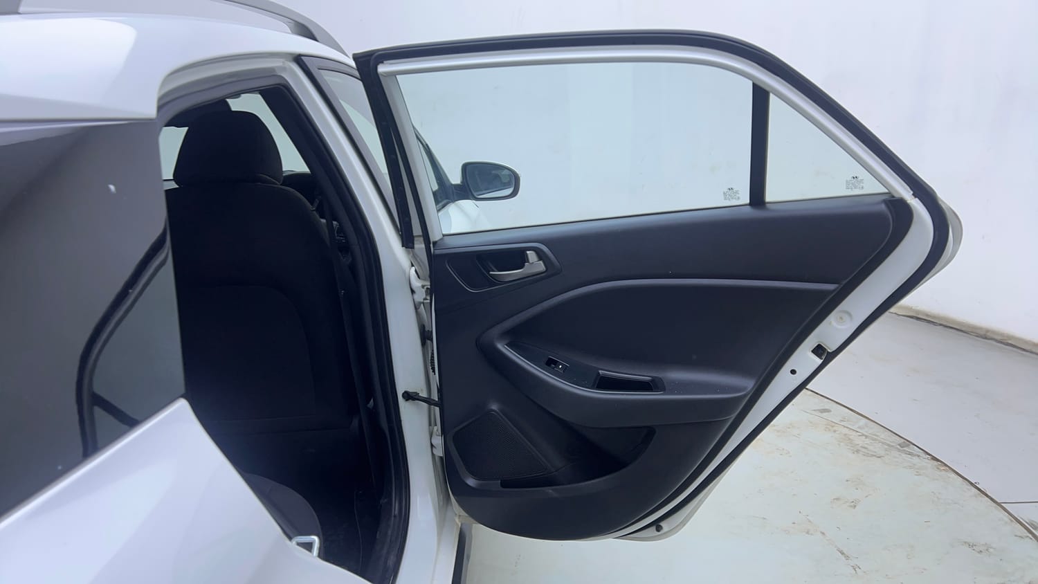 Used 2015 Hyundai i20 Active 1.2 S Petrol Manual interior RIGHT REAR DOOR OPEN VIEW