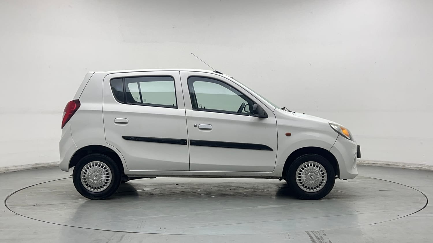 Used 2017 Maruti Suzuki Alto 800 VXi Petrol Manual exterior RIGHT SIDE VIEW