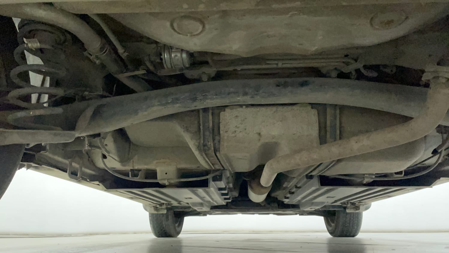 Used 2022 maruti-suzuki Vitara Brezza VXi Petrol Manual extra REAR UNDERBODY VIEW (TAKEN FROM REAR)