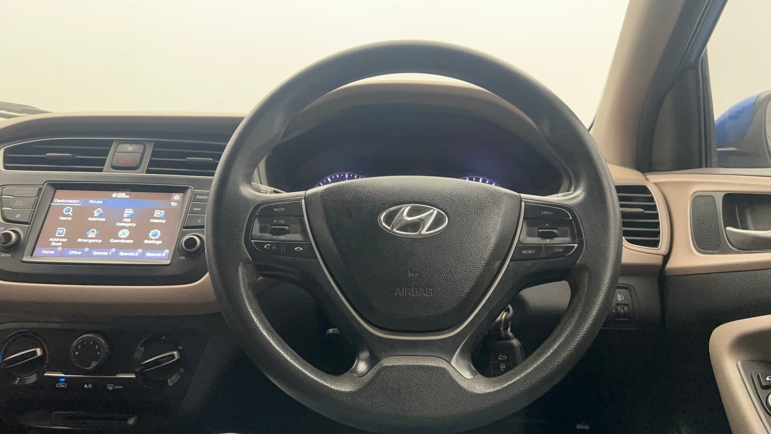 Used 2020 Hyundai Elite i20 Sportz Plus 1.2 Petrol Manual interior STEERING VIEW
