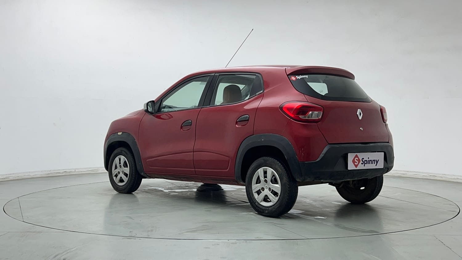 Used 2018 Renault Kwid 1.0 RXT Petrol Manual exterior LEFT REAR CORNER VIEW
