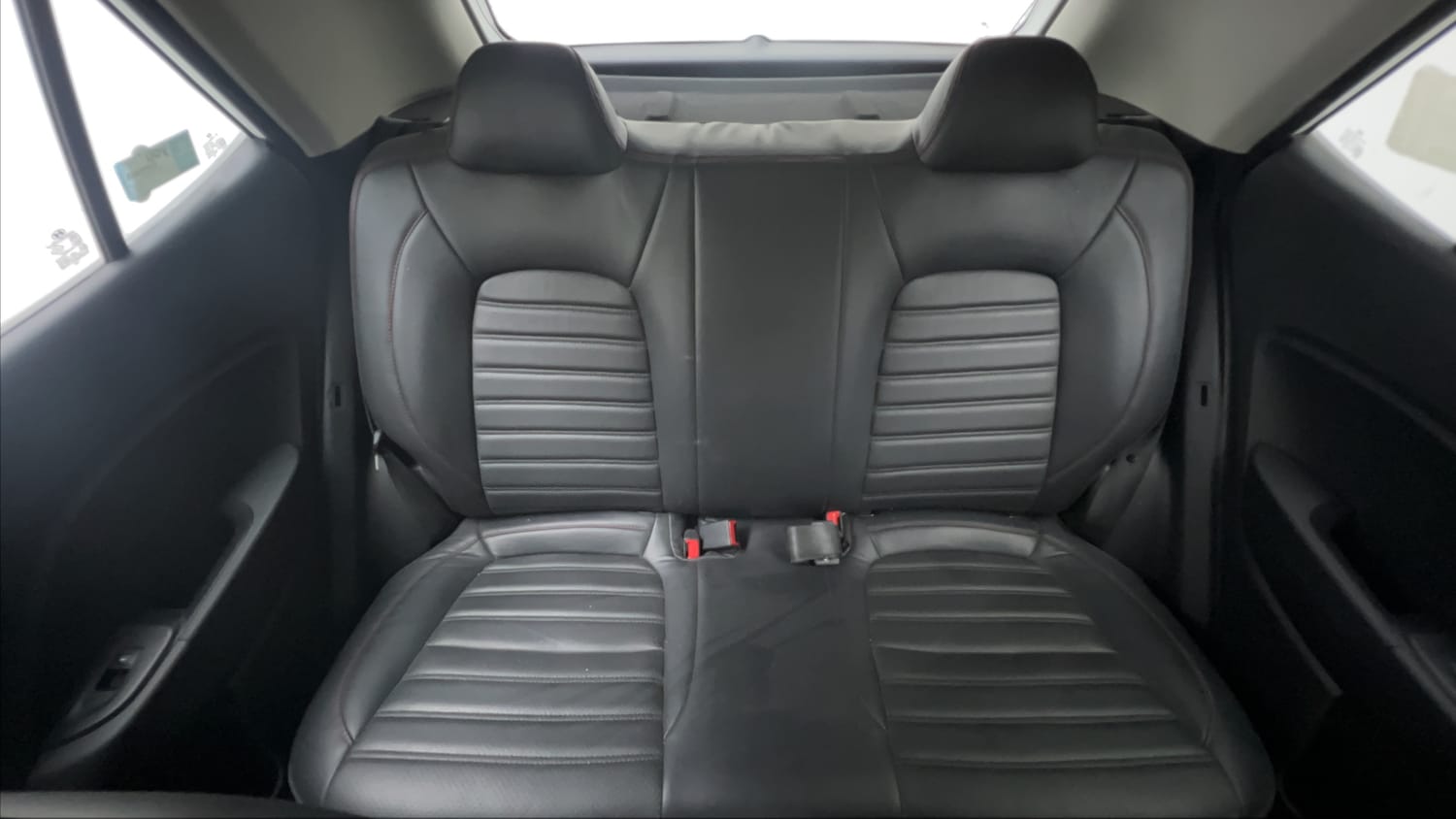 Used 2021 Hyundai Venue S 1.2 Petrol Petrol Manual interior REAR SEAT CONDITION VIEW