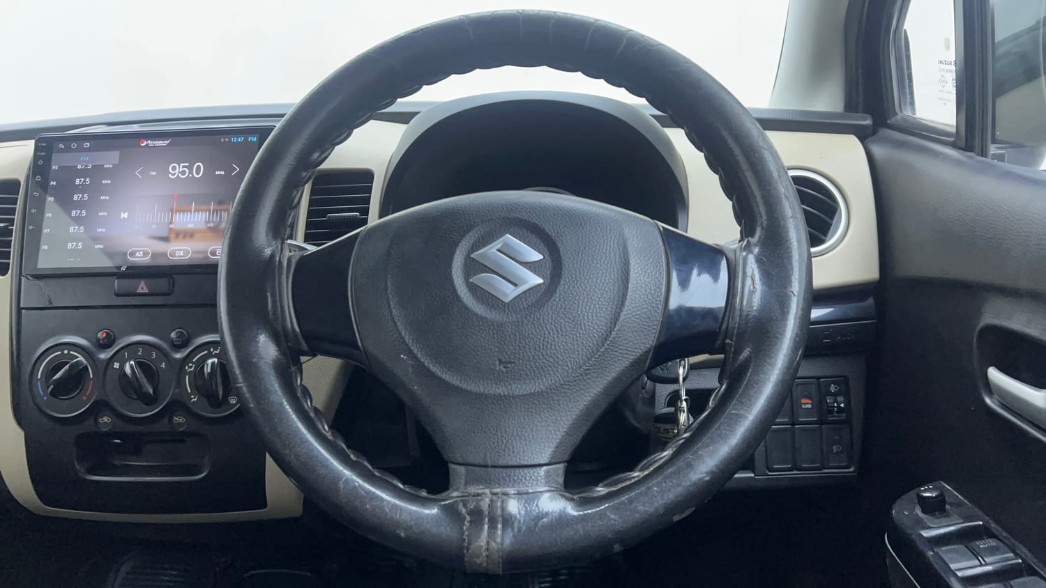 Used 2018 Maruti Suzuki Wagon R 1.0 VXI AMT Petrol Automatic interior STEERING VIEW