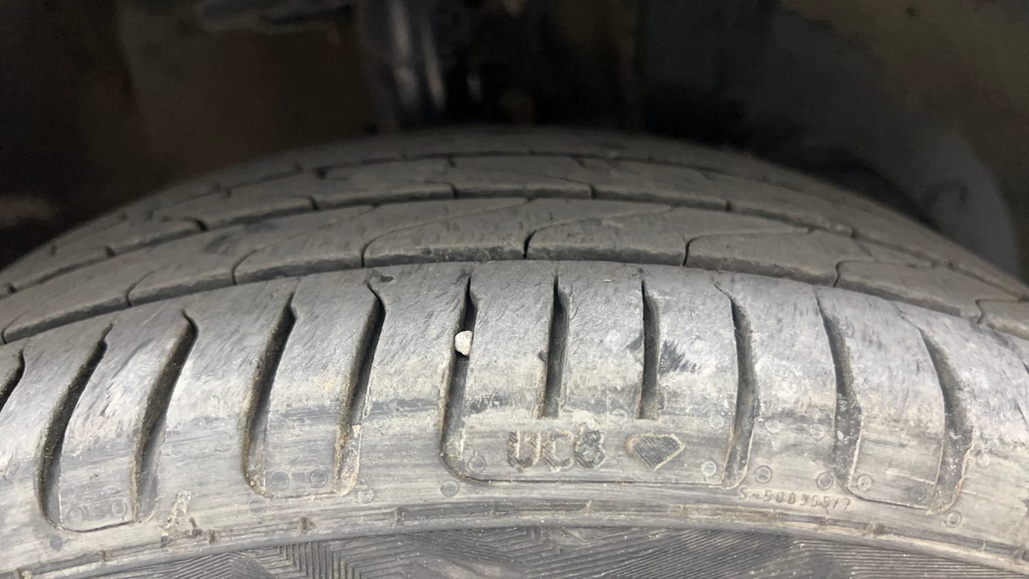 Used 2017 Maruti Suzuki Baleno Zeta 1.2 AT Petrol Automatic tyres RIGHT FRONT TYRE TREAD VIEW