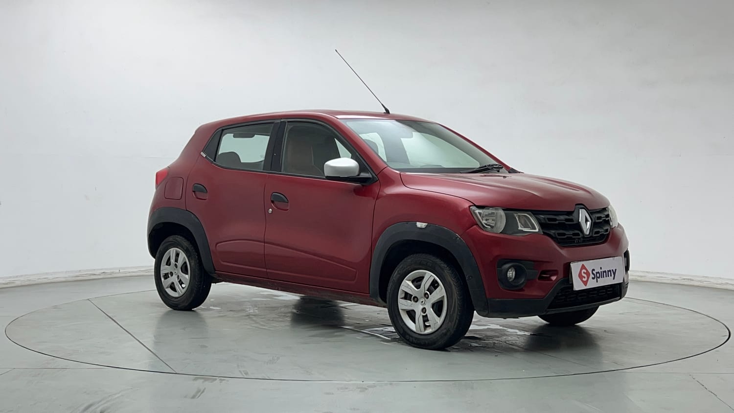 Used 2018 Renault Kwid 1.0 RXT Petrol Manual exterior RIGHT FRONT CORNER VIEW