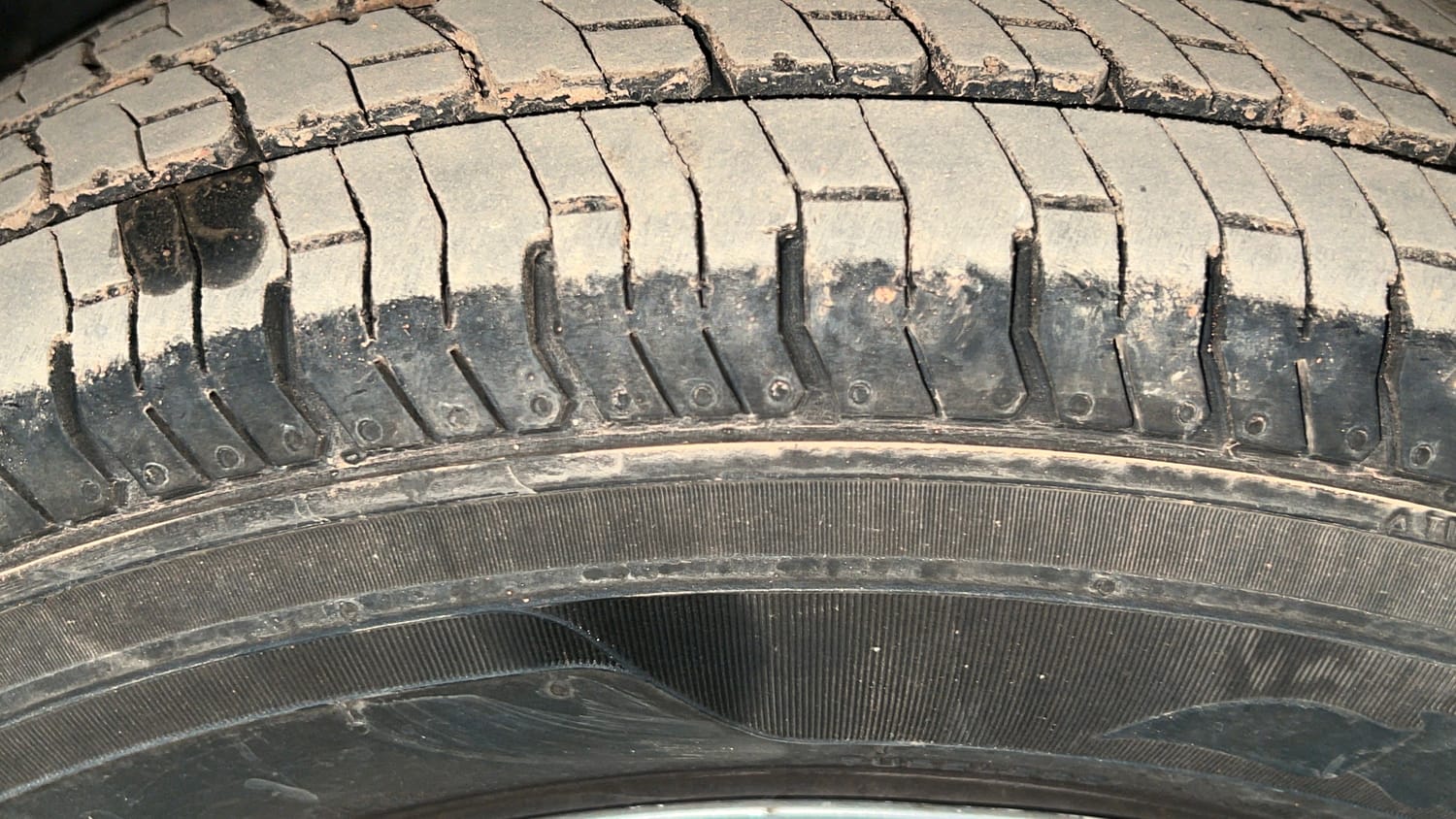 Used 2019 Renault Kwid CLIMBER 1.0 Petrol Manual tyres RIGHT FRONT TYRE TREAD VIEW
