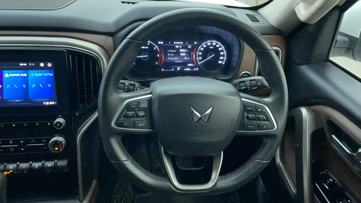 Used 2023 Mahindra Scorpio N Z8 L Petrol AT 7 STR Petrol Automatic interior STEERING VIEW