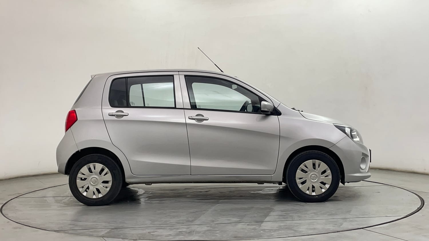 Used 2019 Maruti Suzuki Celerio ZXi (O) AMT Petrol Automatic exterior RIGHT SIDE VIEW