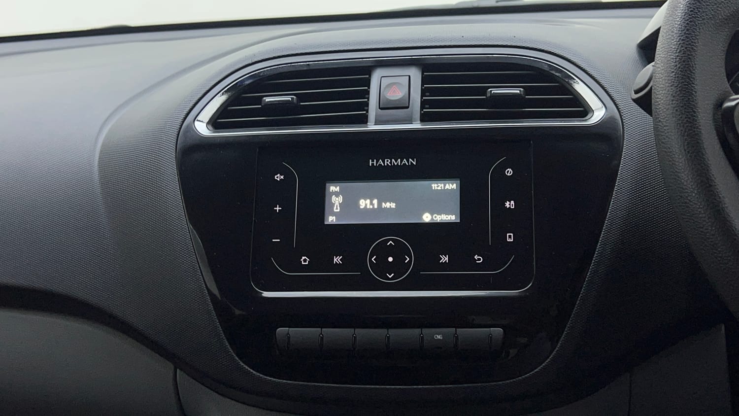 Used 2024 Tata Tiago XTA iCNG Cng Automatic top_features Integrated (in-dash) music system