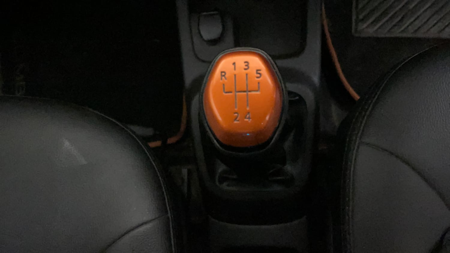 Used 2017 Renault Kwid CLIMBER 1.0 Petrol Manual interior GEAR  KNOB VIEW