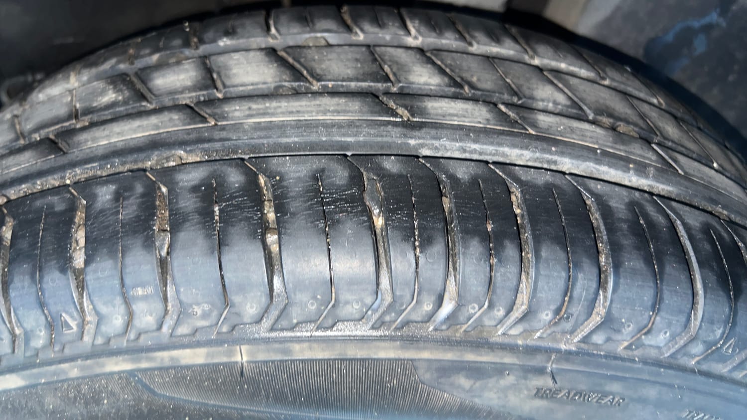 Used 2022 Tata Punch Accomplished AMT Petrol Automatic tyres LEFT REAR TYRE TREAD VIEW