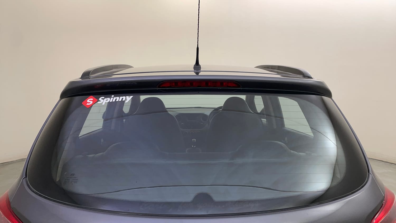 Used 2016 Hyundai Grand i10 Sportz 1.2 Kappa VTVT Petrol Manual top_features Rear defogger