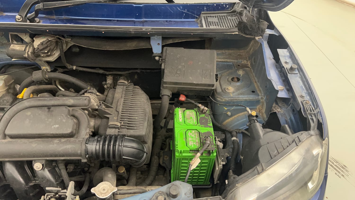 Used 2019 Renault Kwid CLIMBER 1.0 Petrol Manual engine ENGINE LEFT SIDE VIEW