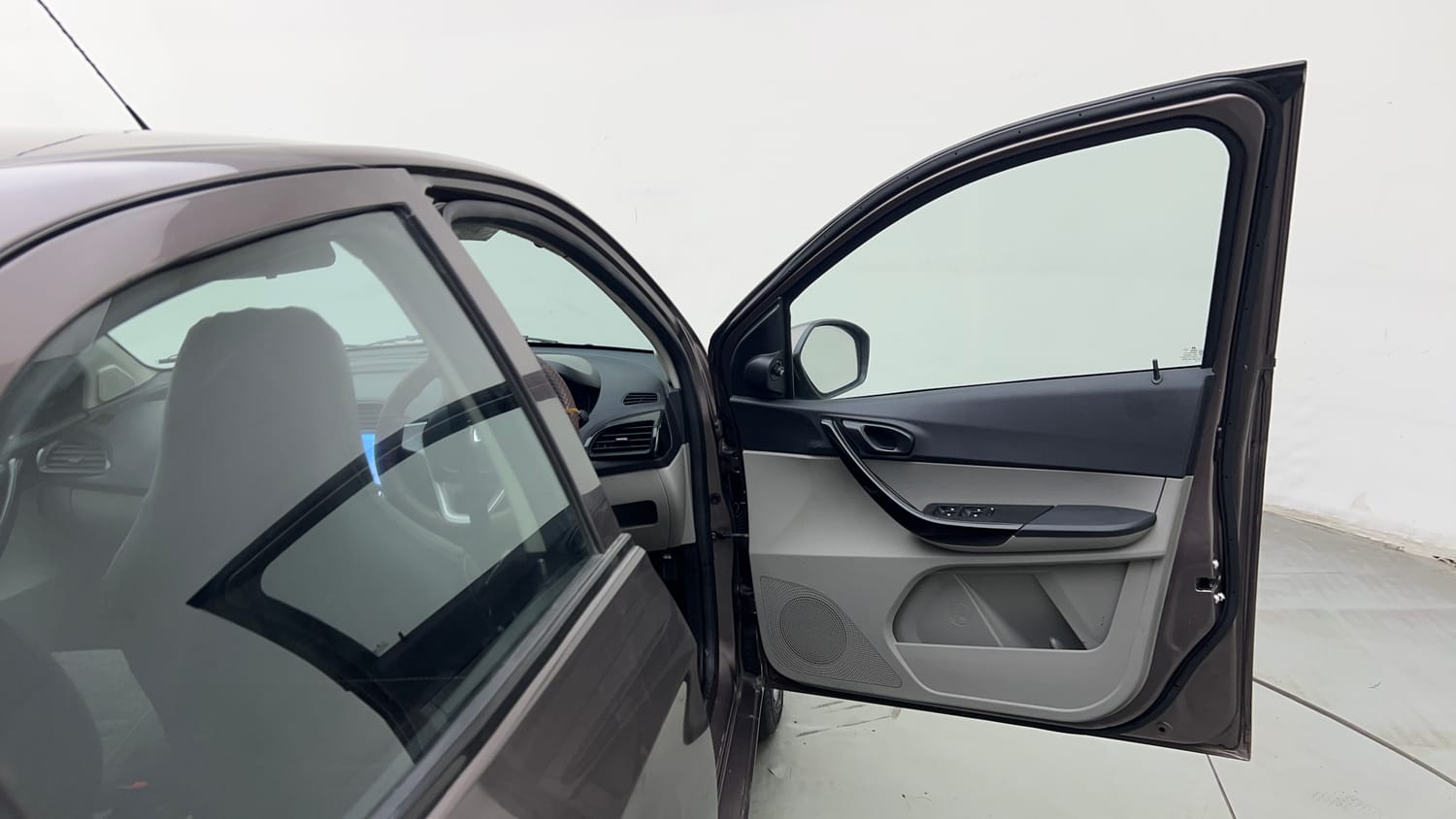 Used 2017 Tata Tiago Revotron XT Petrol Manual interior RIGHT FRONT DOOR OPEN VIEW