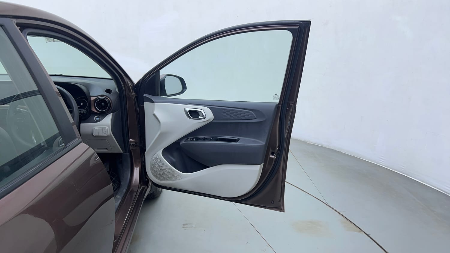 Used 2020 Hyundai Aura SX Plus 1.2 AMT Petrol Petrol Automatic interior RIGHT FRONT DOOR OPEN VIEW