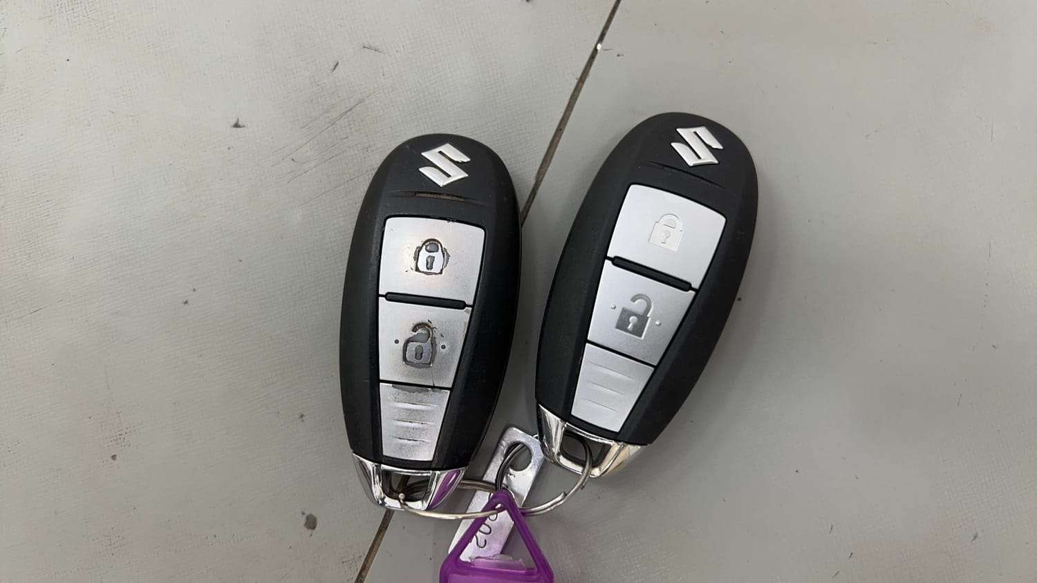 Used 2017 Maruti Suzuki Baleno Zeta 1.2 AT Petrol Automatic extra CAR KEY VIEW