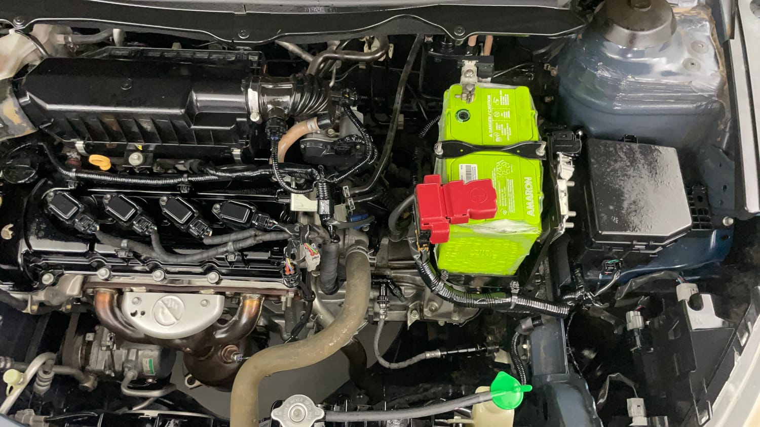 Used 2019 Maruti Suzuki Ciaz Alpha Hybrid 1.5 Petrol Manual engine ENGINE LEFT SIDE VIEW