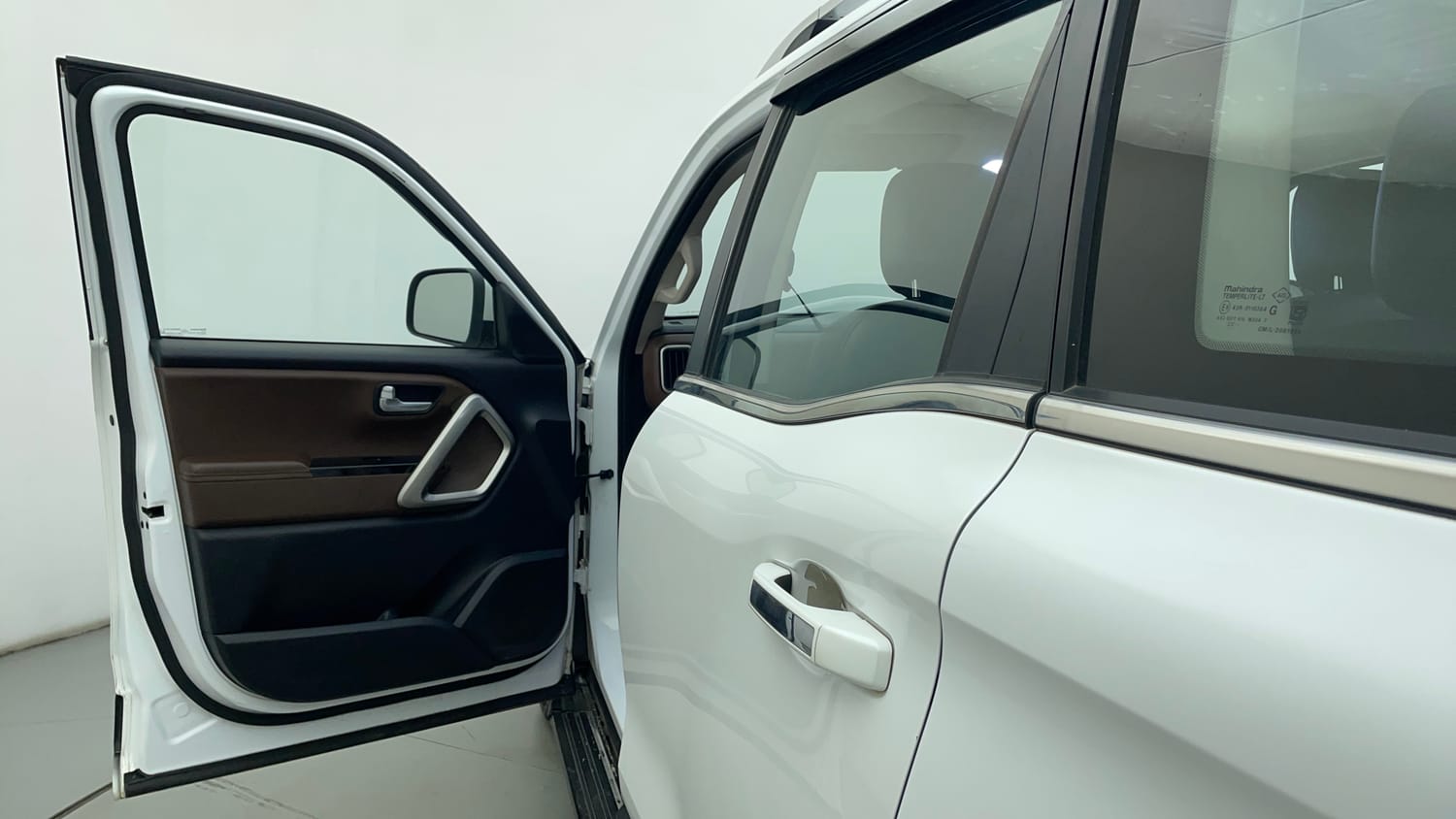 Used 2023 Mahindra Scorpio N Z8 L Petrol AT 7 STR Petrol Automatic interior LEFT FRONT DOOR OPEN VIEW