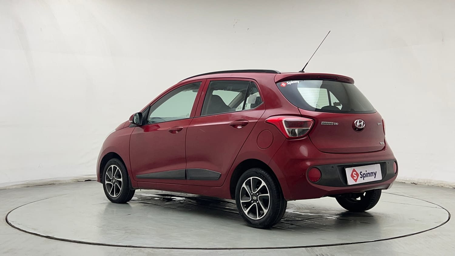 Used 2018 Hyundai Grand i10 Sportz (O) AT 1.2 Kappa VTVT Petrol Automatic exterior LEFT REAR CORNER VIEW