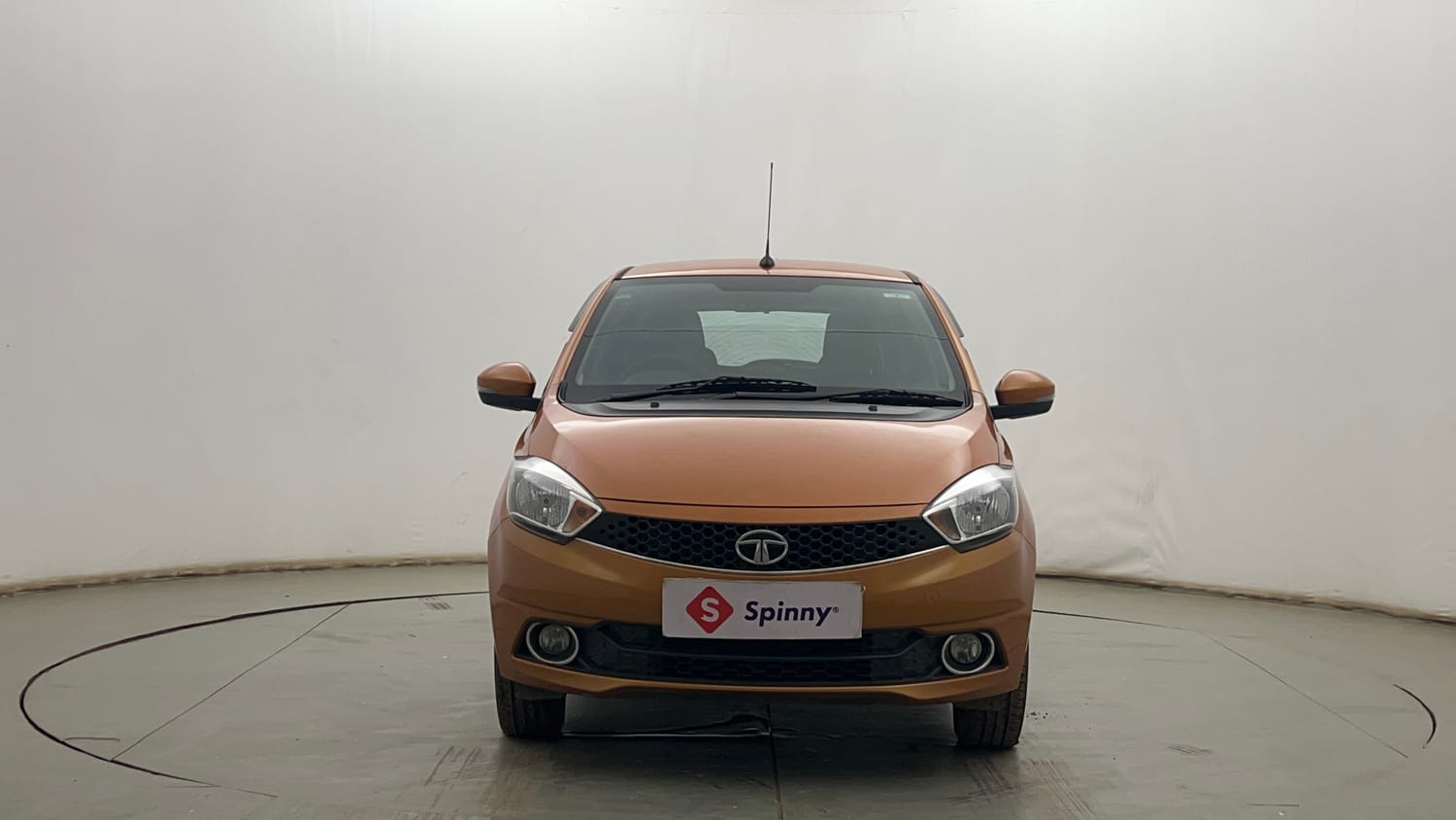 Used 2017 Tata Tiago Revotron XZA Petrol Automatic exterior FRONT VIEW