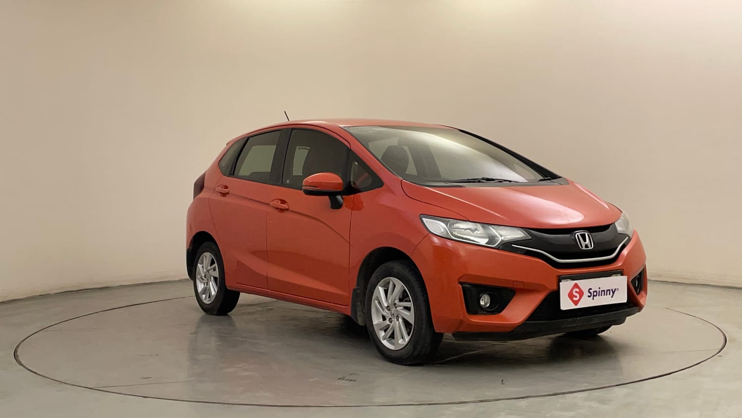 Used 2016 Honda Jazz V Petrol Petrol Manual exterior RIGHT FRONT CORNER VIEW