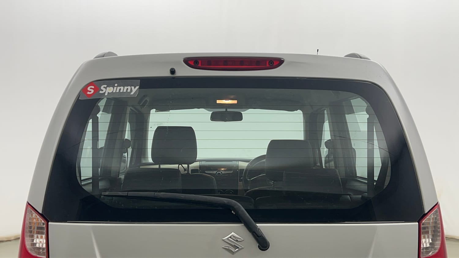 Used 2017 Maruti Suzuki Wagon R VXI Petrol Manual top_features Rear wiper