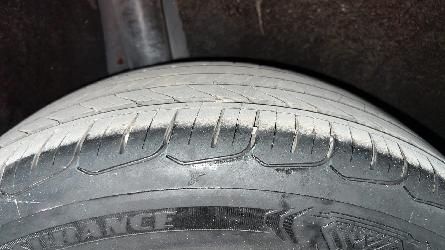 Used 2018 Maruti Suzuki Baleno Alpha 1.2 Petrol Manual tyres RIGHT REAR TYRE TREAD VIEW