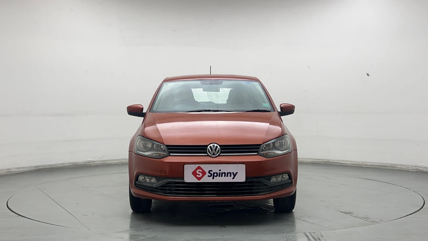 Used 2016 Volkswagen Polo Comfortline 1.2L (P) Petrol Manual exterior FRONT VIEW
