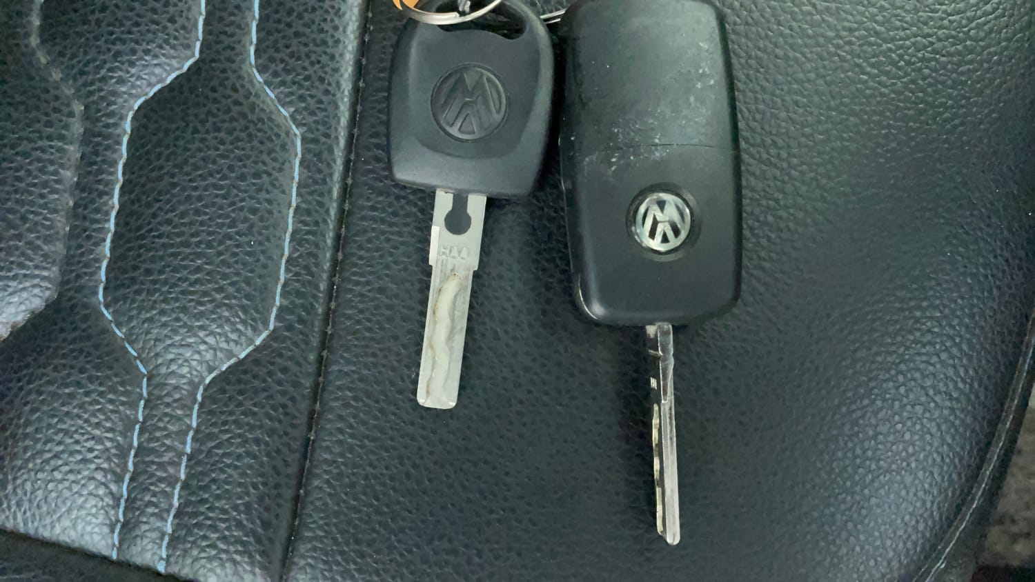 Used 2017 Volkswagen Ameo Comfortline 1.2L (P) Petrol Manual extra CAR KEY VIEW