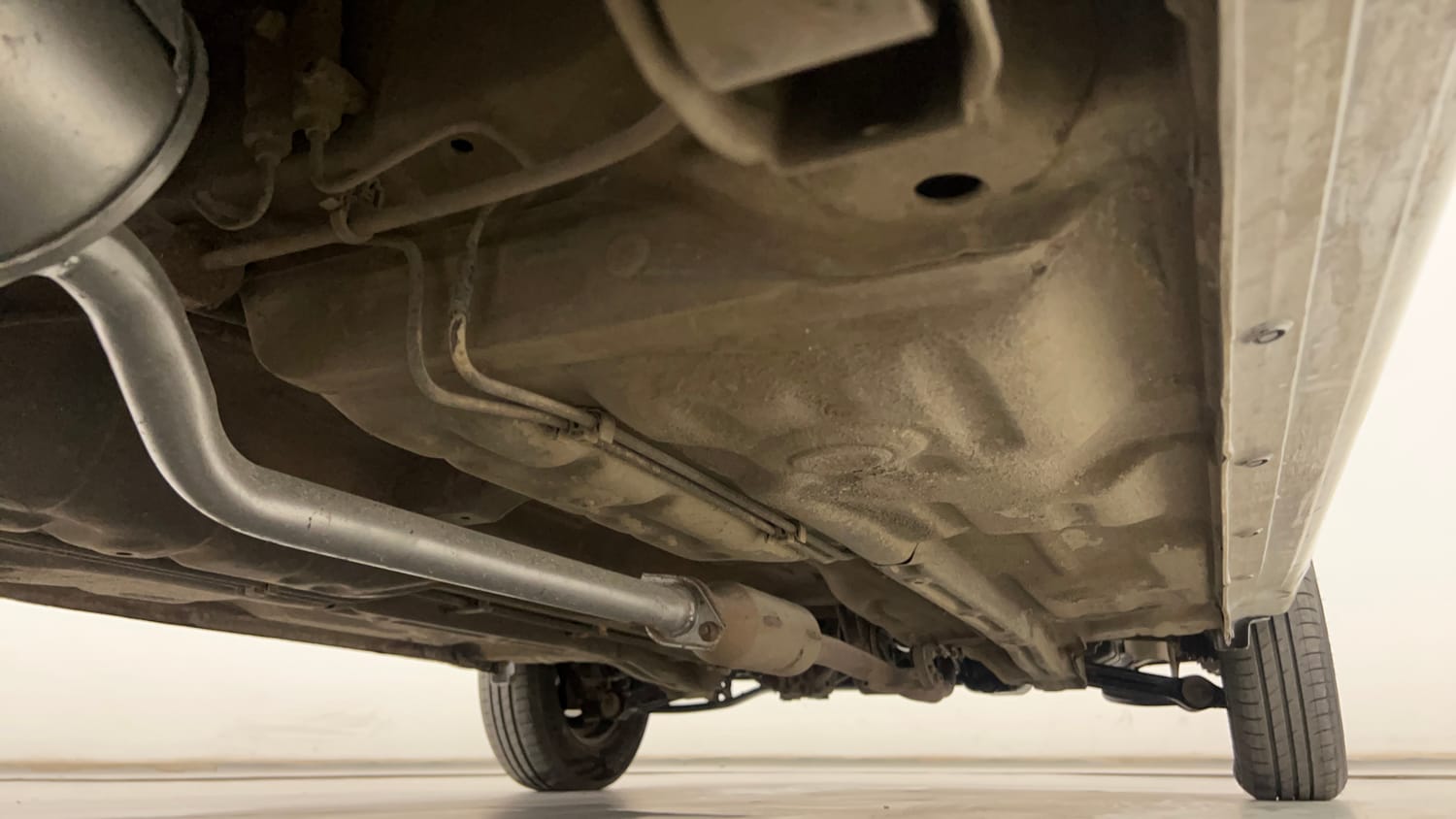 Used 2016 Maruti Suzuki Alto 800 Lxi Petrol Manual extra REAR RIGHT UNDERBODY VIEW