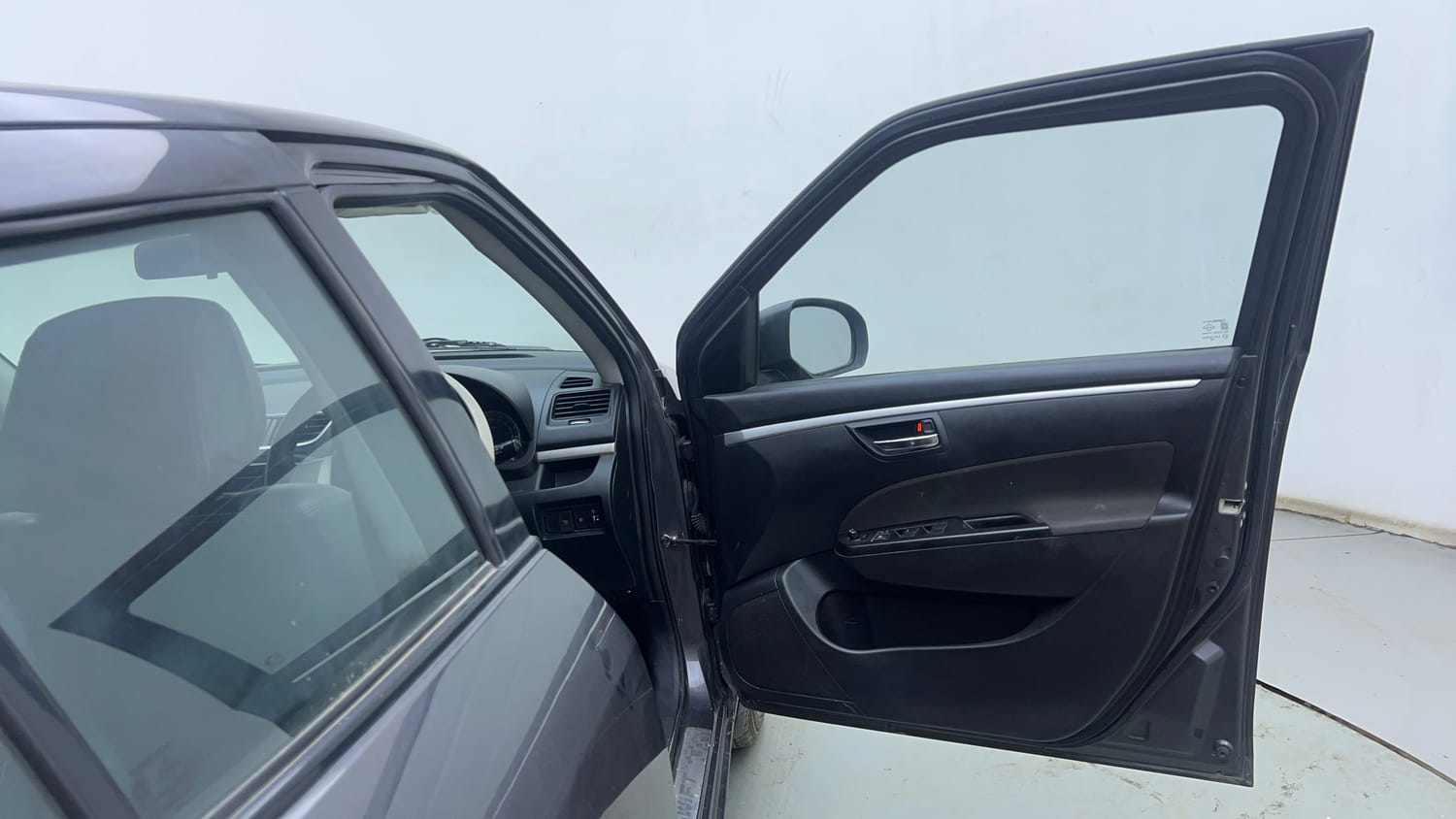 Used 2017 Maruti Suzuki Swift VXi Petrol Manual interior RIGHT FRONT DOOR OPEN VIEW