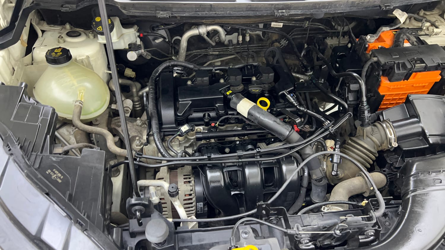 Used 2019 Ford EcoSport Titanium 1.5L Ti-VCT Petrol Manual engine ENGINE RIGHT SIDE VIEW