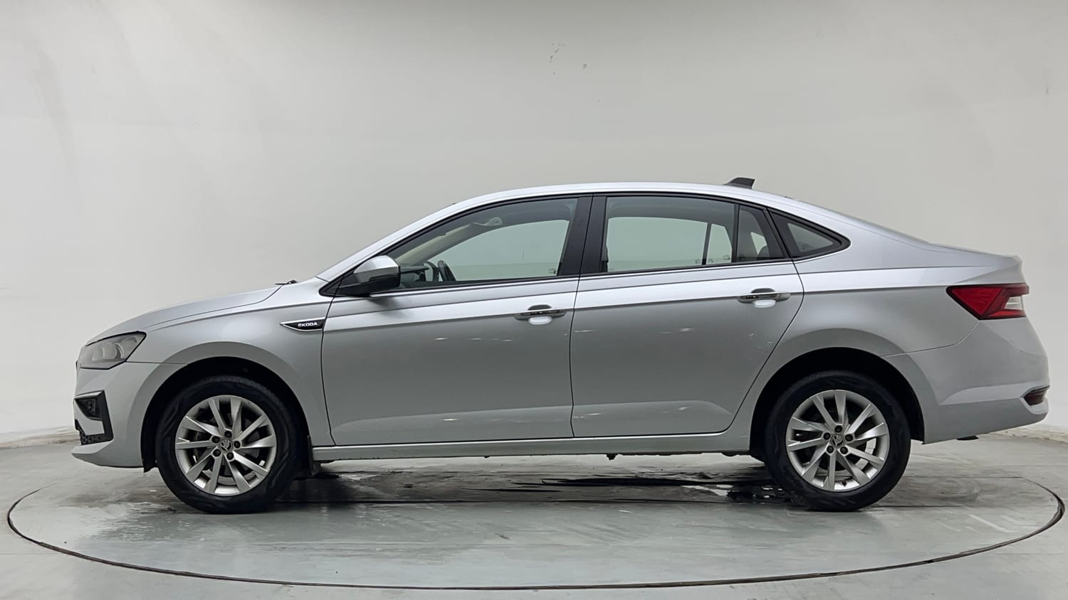 Used 2022 Skoda Slavia Ambition 1.0L TSI AT Petrol Automatic exterior LEFT SIDE VIEW