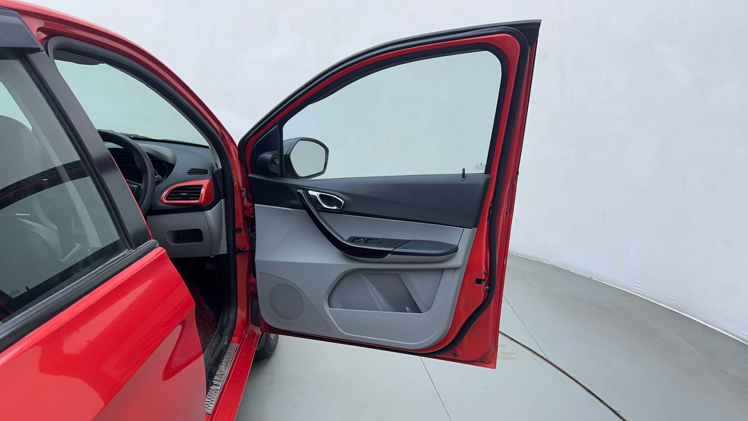 Used 2020 Tata Tiago XZ Plus Dual Tone Petrol Manual interior RIGHT FRONT DOOR OPEN VIEW