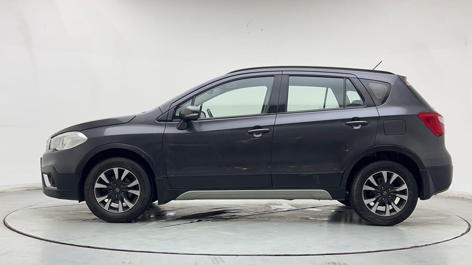 Used 2021 Maruti Suzuki S-Cross Zeta AT Petrol Automatic exterior LEFT SIDE VIEW