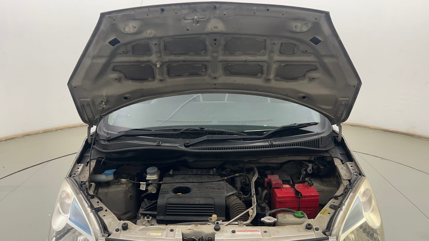 Used 2017 Maruti Suzuki Wagon R VXI Petrol Manual engine ENGINE & BONNET OPEN FRONT VIEW