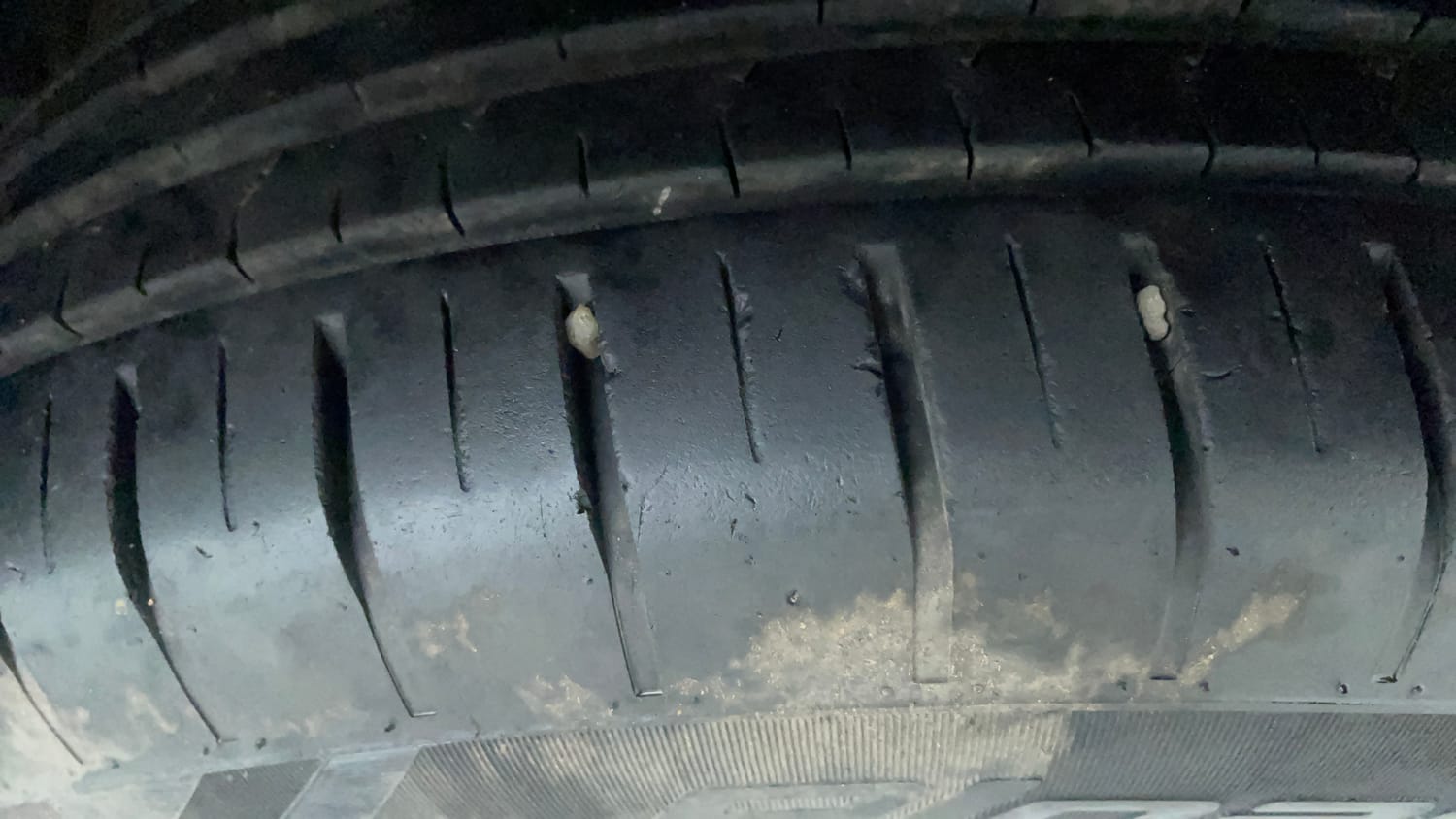 Used 2024 Maruti Suzuki Baleno Sigma MT Petrol Manual tyres RIGHT FRONT TYRE TREAD VIEW