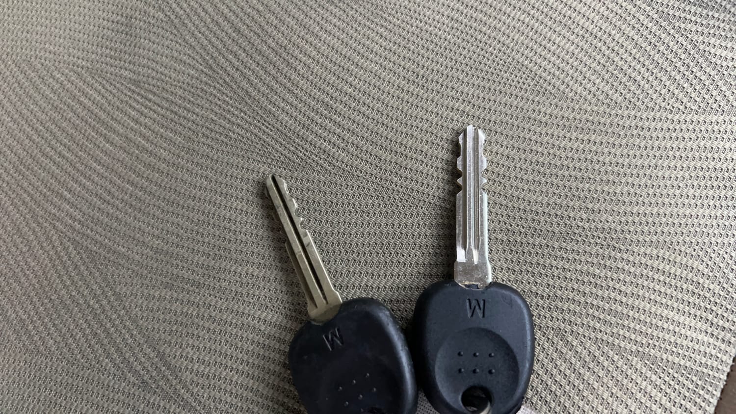 Used 2016 Hyundai i10 Magna 1.1 iRDE2 Petrol Manual extra CAR KEY VIEW