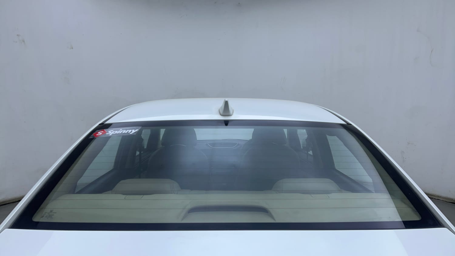 Used 2018 Honda Amaze 1.5 V CVT Diesel Diesel Automatic exterior BACK WINDSHIELD VIEW