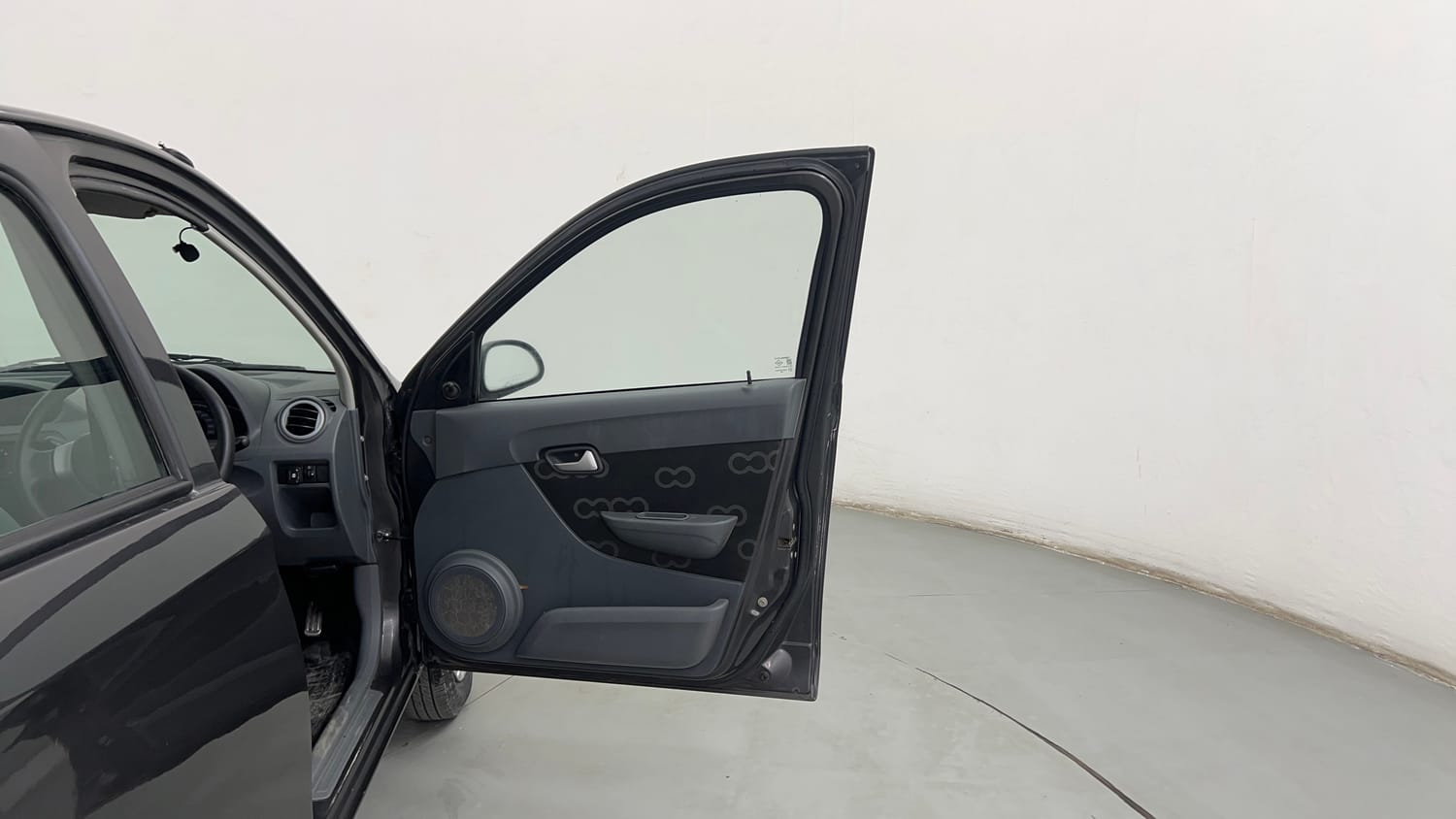 Used 2014 Maruti Suzuki Alto 800 LXI CNG (outside fitted) Cng Manual interior RIGHT FRONT DOOR OPEN VIEW
