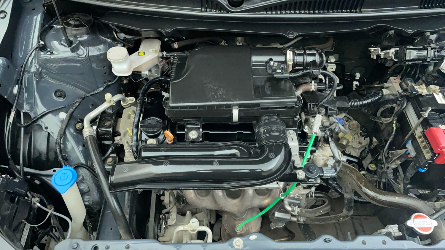Used 2024 Maruti Suzuki Baleno Sigma MT Petrol Manual engine ENGINE RIGHT SIDE VIEW