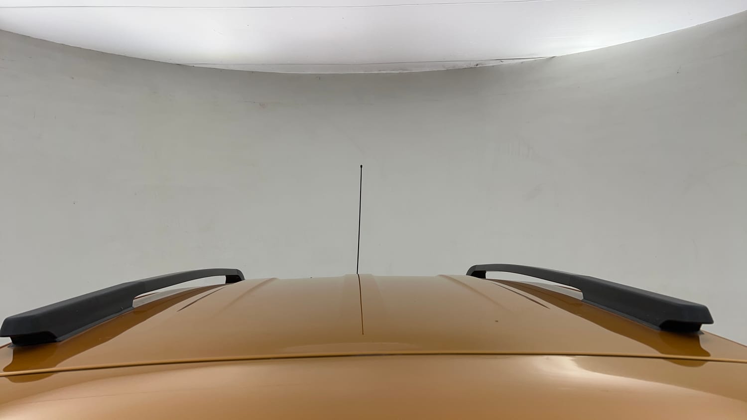 Used 2024 Renault Triber RXZ Petrol Manual exterior EXTERIOR ROOF VIEW