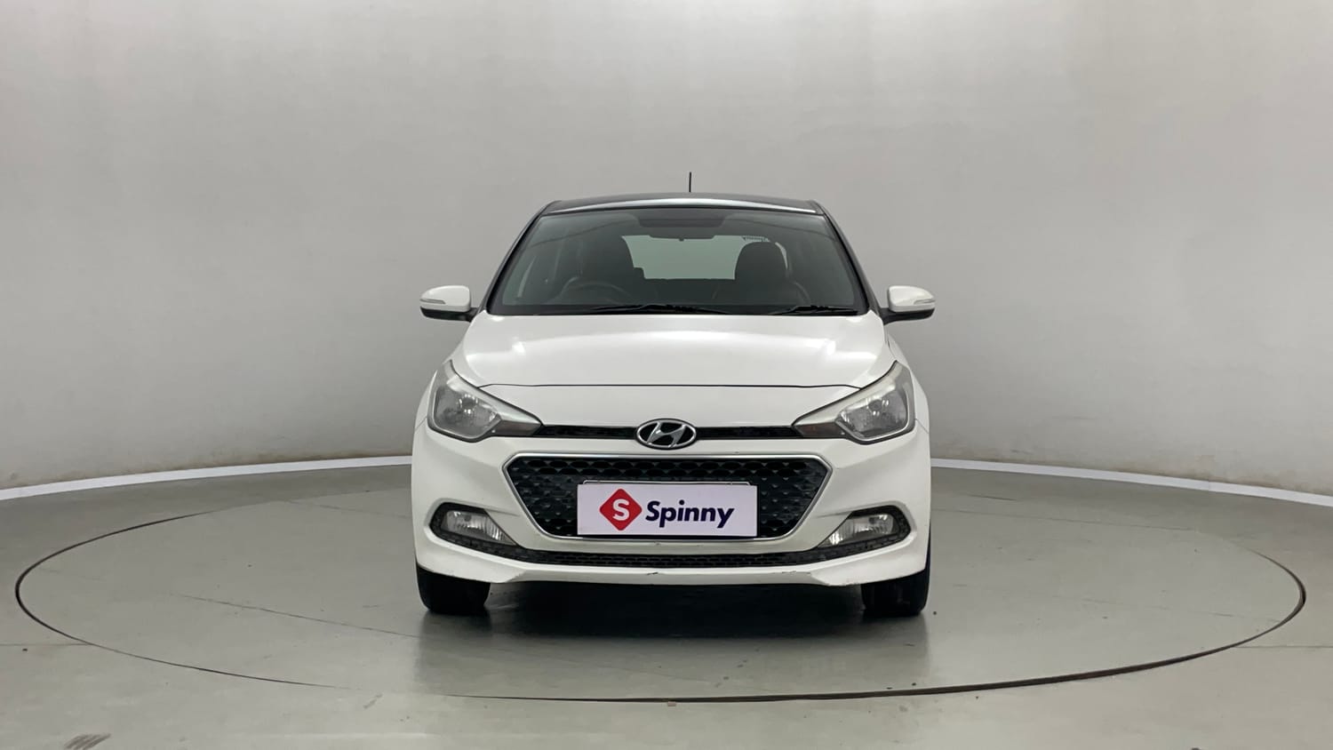 Used 2017 Hyundai Elite i20 Asta 1.2 Dual Tone Petrol Manual exterior FRONT VIEW
