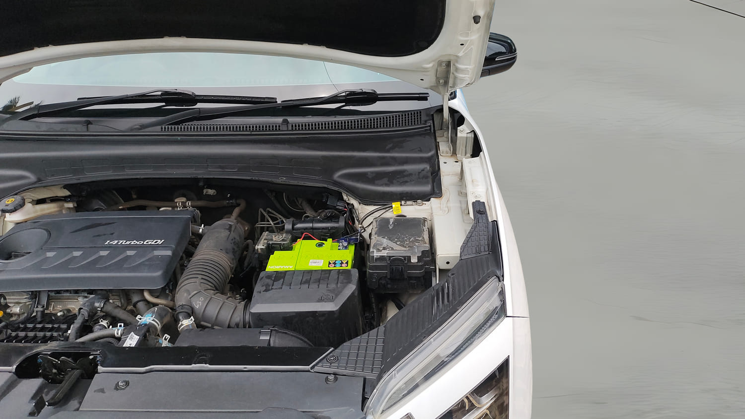 Used 2022 Hyundai Creta SX (O) 1.4 Turbo 7 DCT Dual Tone Petrol Automatic engine ENGINE LEFT SIDE HINGE & APRON VIEW
